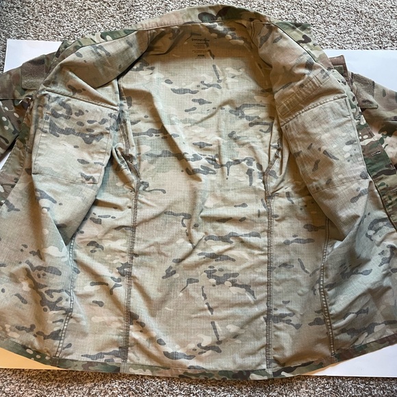 SOF Military Exclusive Patagonia Level 9 Temperate Field Shirt size M Elbow Pads - Picture 10 of 13